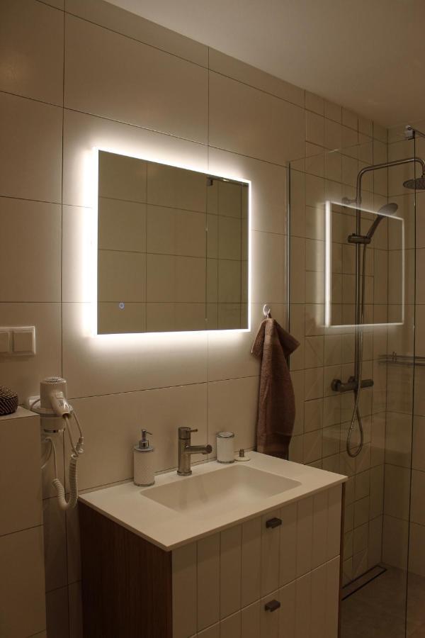Emajoe Keeltekool Apartment Тарту Экстерьер фото